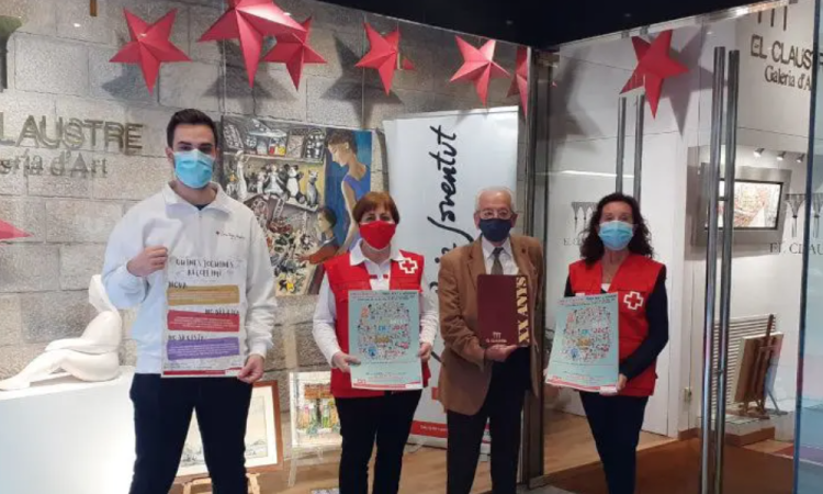 El Claustre y Cruz Roja "LIBROS DE ARTE POR JUGUETES"